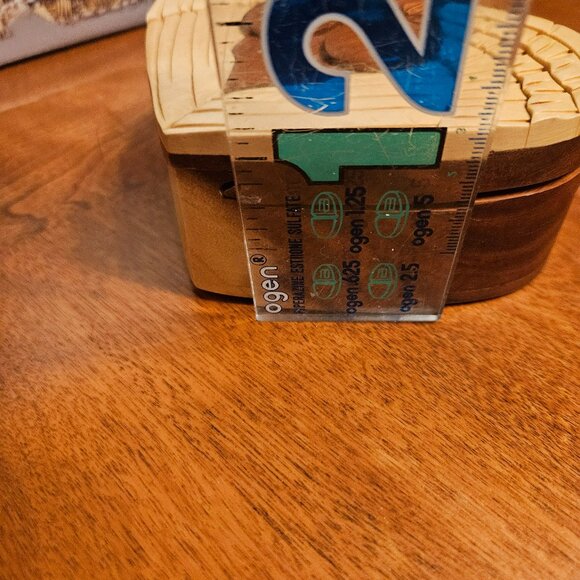 carver dans handcrafted wood angel puzzle box trinket box made in Vietnam - Picture 6 of 6